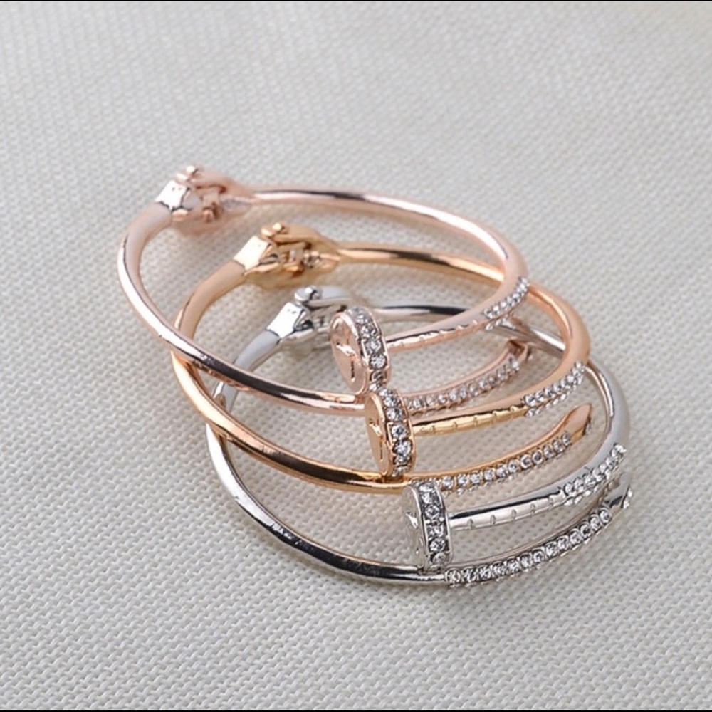 ROSE GOLD hot🌶nail bracelet with rhinestones - Picture 8 of 8